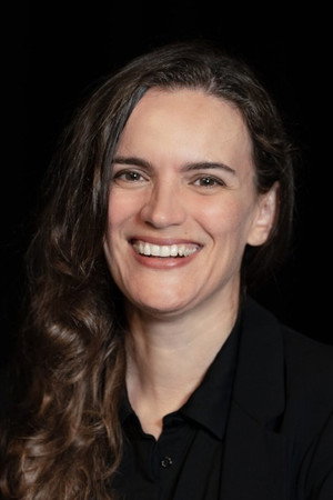 Cover image for Chloé Cinq-Mars