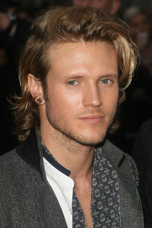 Cover image for Dougie Poynter