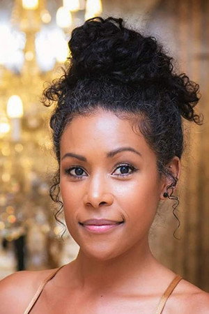 Cover image for Schelaine Bennett