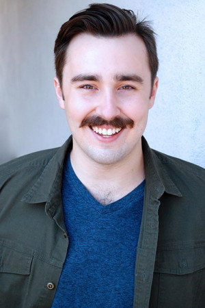 Cover image for Dakota West
