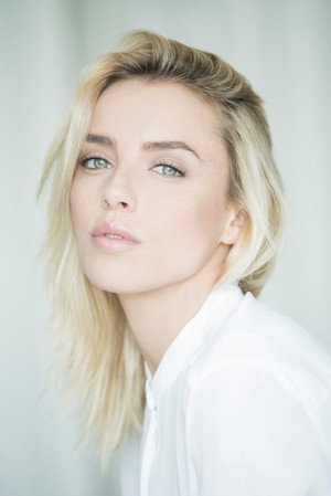 Cover image for Marcela Guirado