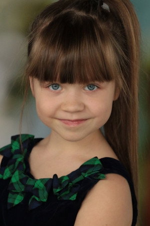 Cover image for Izabella Dzmitryieu