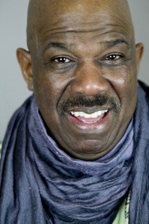Cover image for Errol Shaker