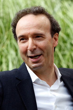 Cover image for Roberto Benigni