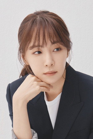 Cover image for 김이나