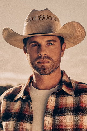 Cover image for Dustin Lynch