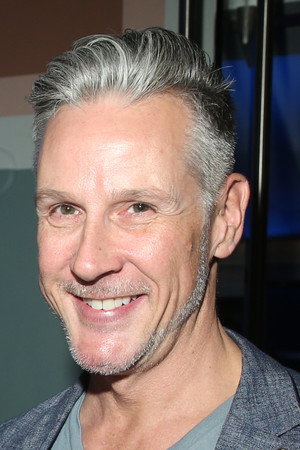 Cover image for Tom McGillis