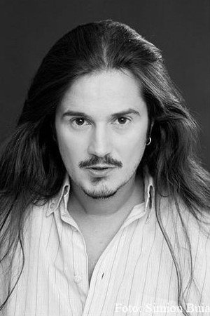 Cover image for Iulian Ilinca