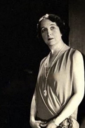 Cover image for Evelyn Hall