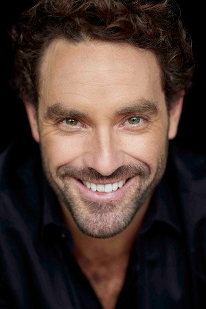 Cover image for Guillaume Lemay-Thivierge