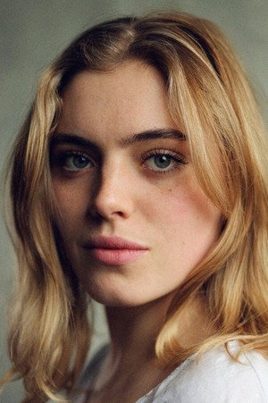 Cover image for Bella Maclean