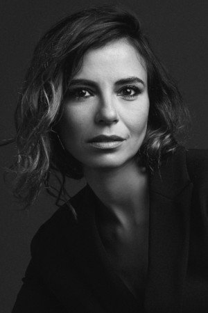Cover image for Teresa Tavares