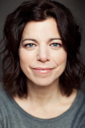 Cover image for Caroline Lavigne