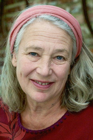 Cover image for Carolyn Guillet