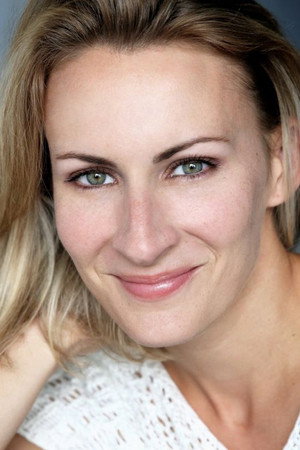 Cover image for Mélanie Pilon