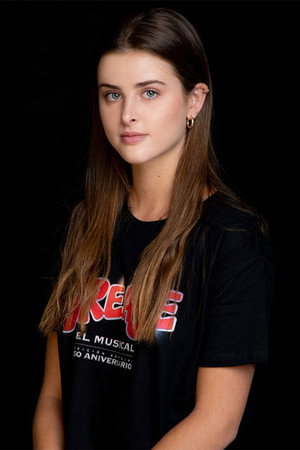 Cover image for Mia Lardner