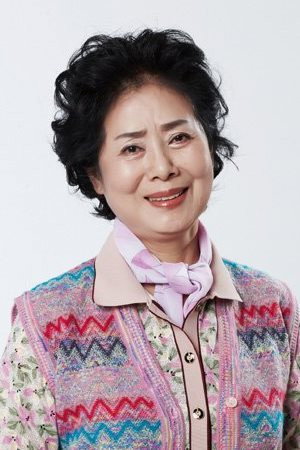 Cover image for 선우용녀