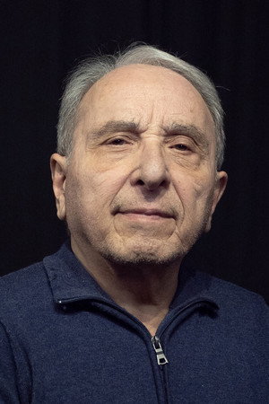 Cover image for Ernesto Mahieux