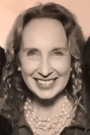 Cover image for Donna Casey-Aira