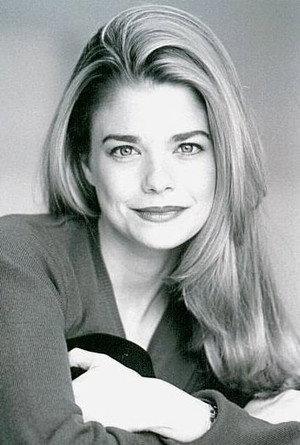 Cover image for Kelly Cheston
