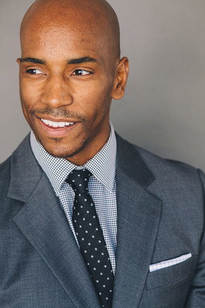 Cover image for Leonard Robinson