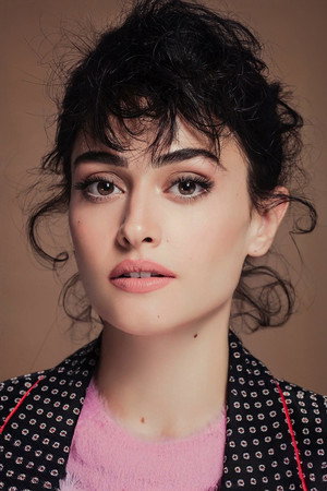 Cover image for Esra Bilgiç