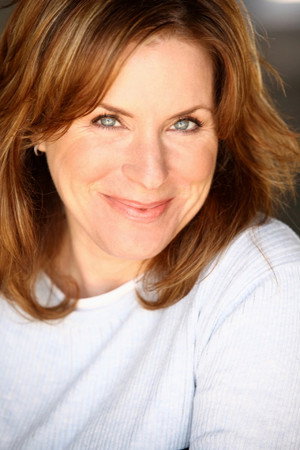 Cover image for Julianne Grossman