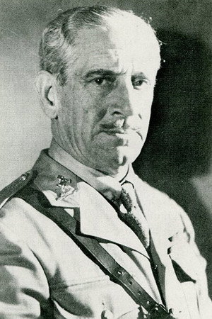 Cover image for Claude King