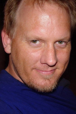 Cover image for Erik Hollander