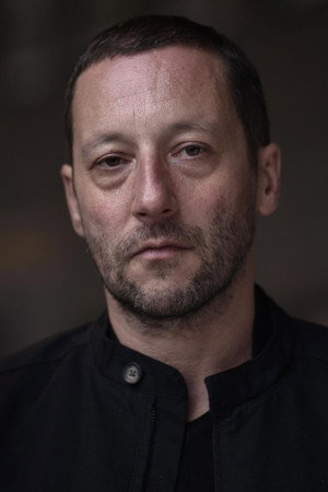 Cover image for Oliver Broumis