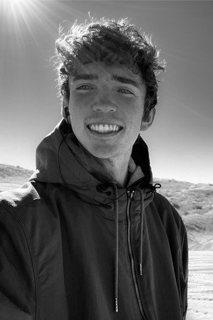 Cover image for Sean Bradford