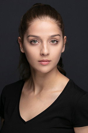 Cover image for Ecem Çalhan