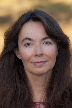 Cover image for Emmanuelle Chaulet