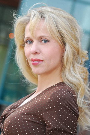 Cover image for Dina Morrone