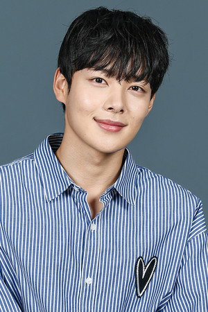 Cover image for 김민기