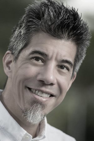 Cover image for Mike Cachuela