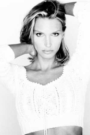 Cover image for Renee Reilly