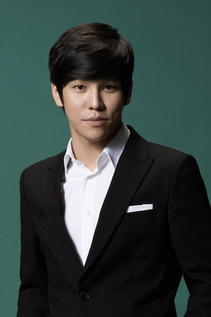 Cover image for Kwang-Ho Hong