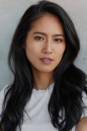 Cover image for Ana Thu Nguyen