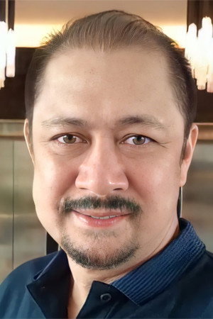 Cover image for Omar Flores