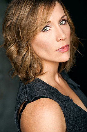 Cover image for Lyndsey Lantz