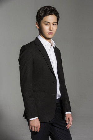 Cover image for Park Chul Hyeon