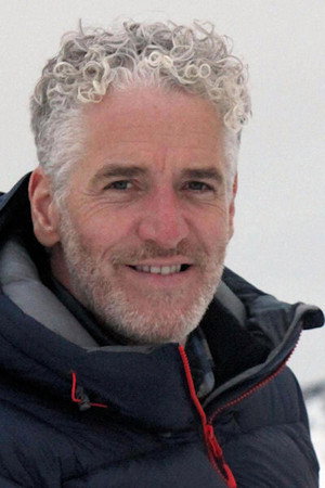Cover image for Gordon Buchanan