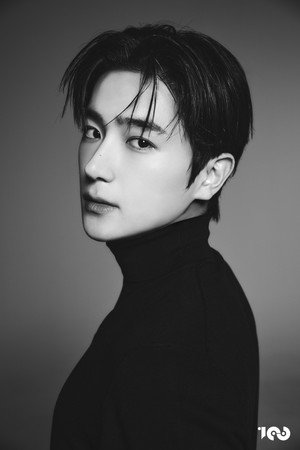 Cover image for 현재