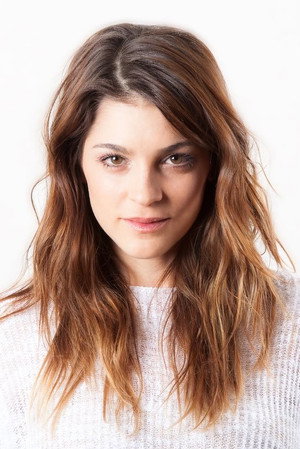 Cover image for Irene Azuela