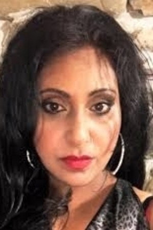 Cover image for Elena Khan