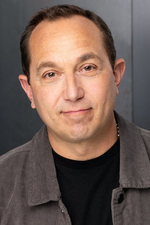 Cover image for Ian Petrella