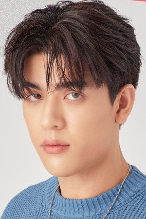 Cover image for เวอาห์ แสงเงิน