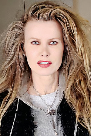 Cover image for Tess Foltyn