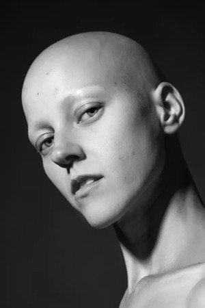 Cover image for Dora Kápolnai-Schvab
